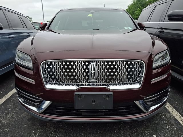 Used 2019 Lincoln Nautilus Select AWD/4WD image 2