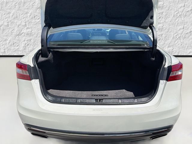 Used 2017 Toyota Avalon Limited w/ Carpet Mat Package FWD image 12