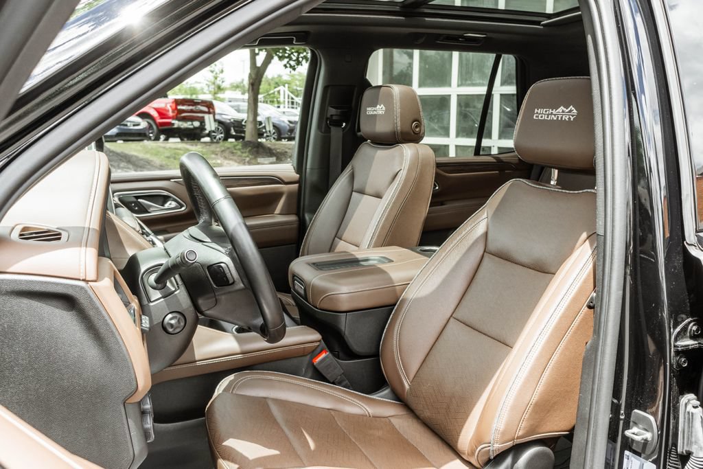 Used 2023 Chevrolet Tahoe High Country AWD/4WD image 7