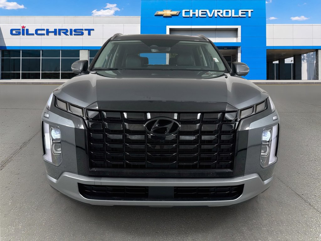 Used 2025 Hyundai Palisade Limited AWD/4WD image 2