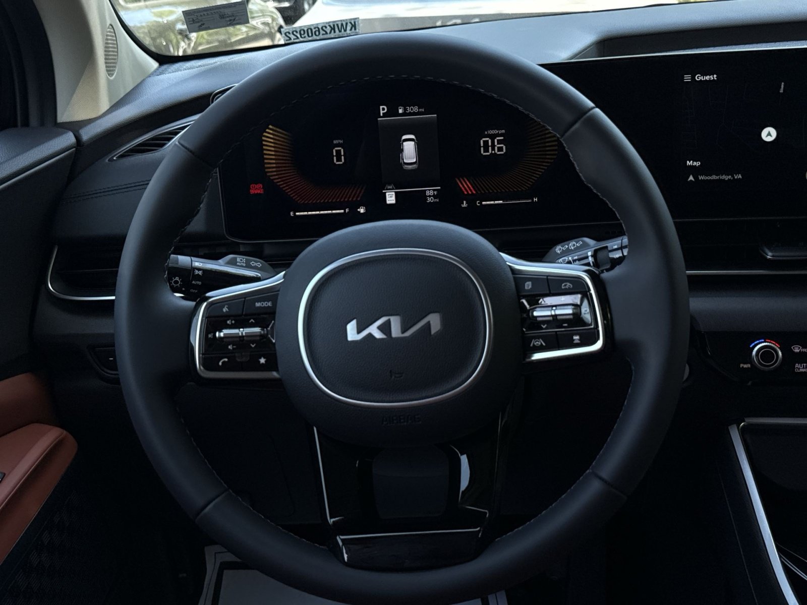 New 2026 Kia Carnival EX FWD image 36