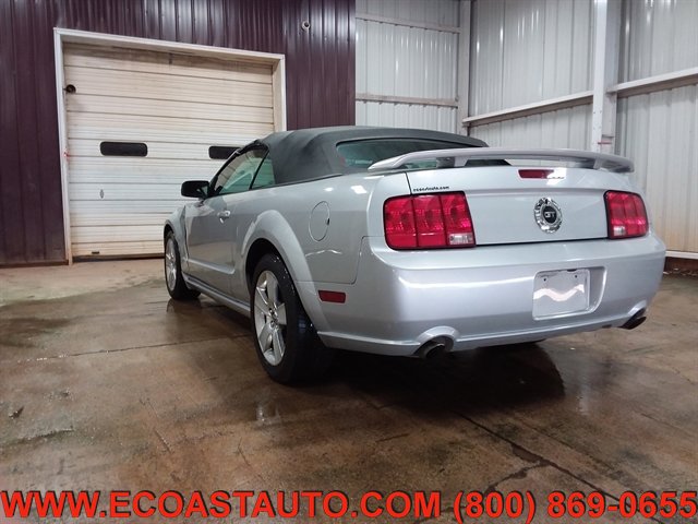 Used 2006 Ford Mustang GT Premium RWD image 2