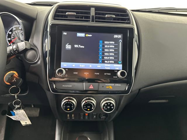 Used 2025 Mitsubishi Outlander Sport LE image 21