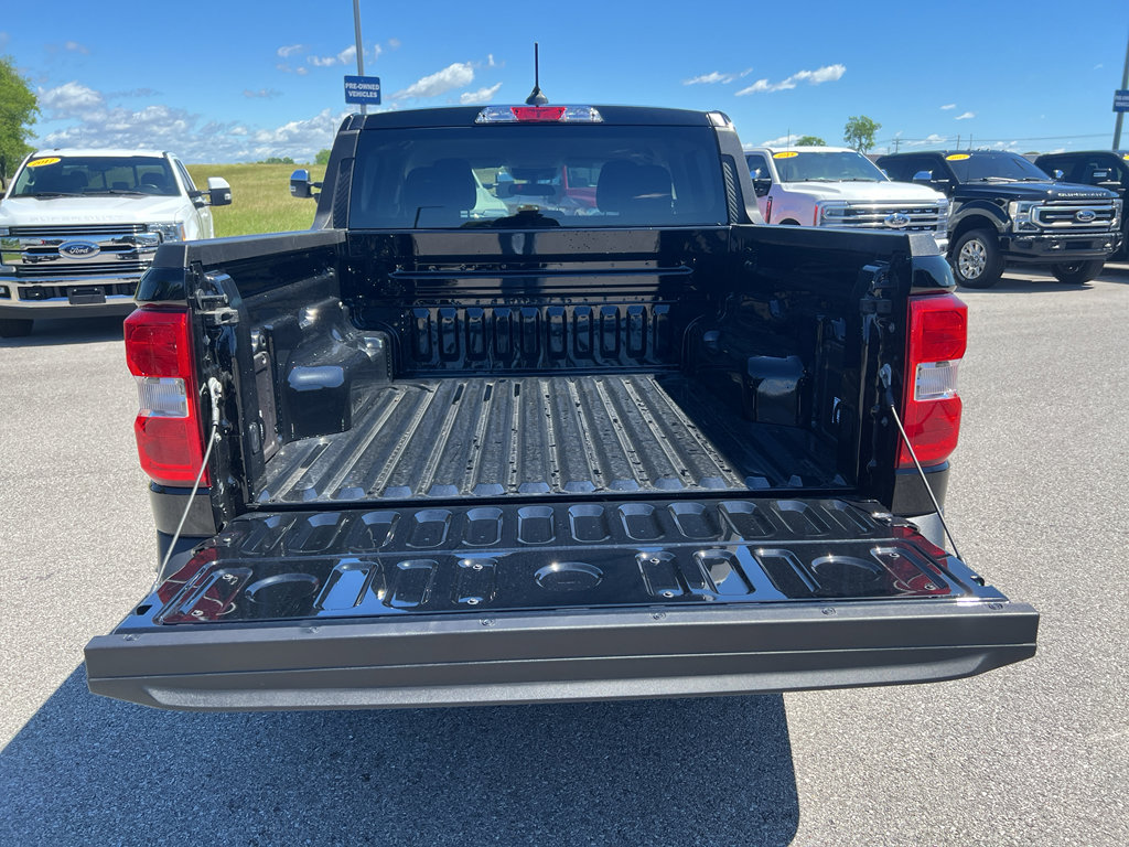 New 2025 Ford Maverick XL w/ Equipment Group 102A image 18