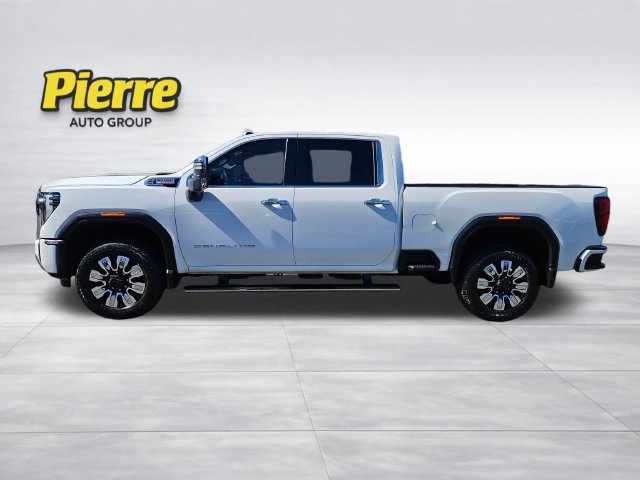 Used 2025 GMC Sierra 3500 Denali w/ Denali Reserve Package AWD/4WD image 2