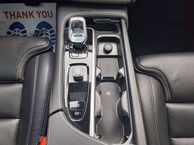 Used 2023 Volvo XC90 B6 Ultimate w/ Protection Package Premier image 27