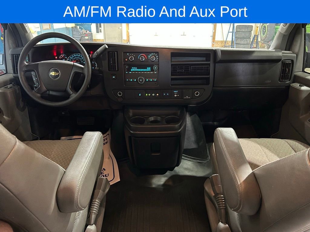 Used 2021 Chevrolet Express 3500 LS w/ Chrome Appearance Package RWD image 2