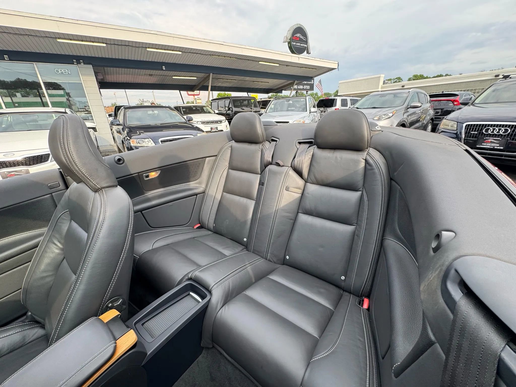 Used 2011 Volvo C70 T5 w/ Multimedia Pkg image 17