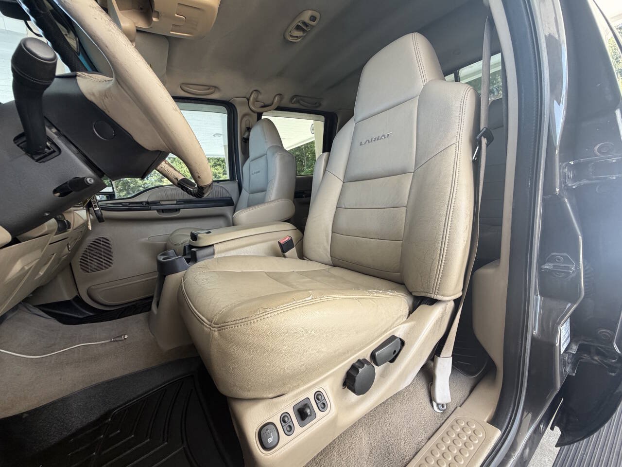 Used 2007 Ford F250 Lariat AWD/4WD image 6