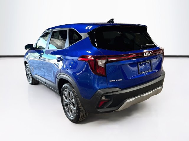 Certified 2024 Kia Seltos LX AWD/4WD image 5