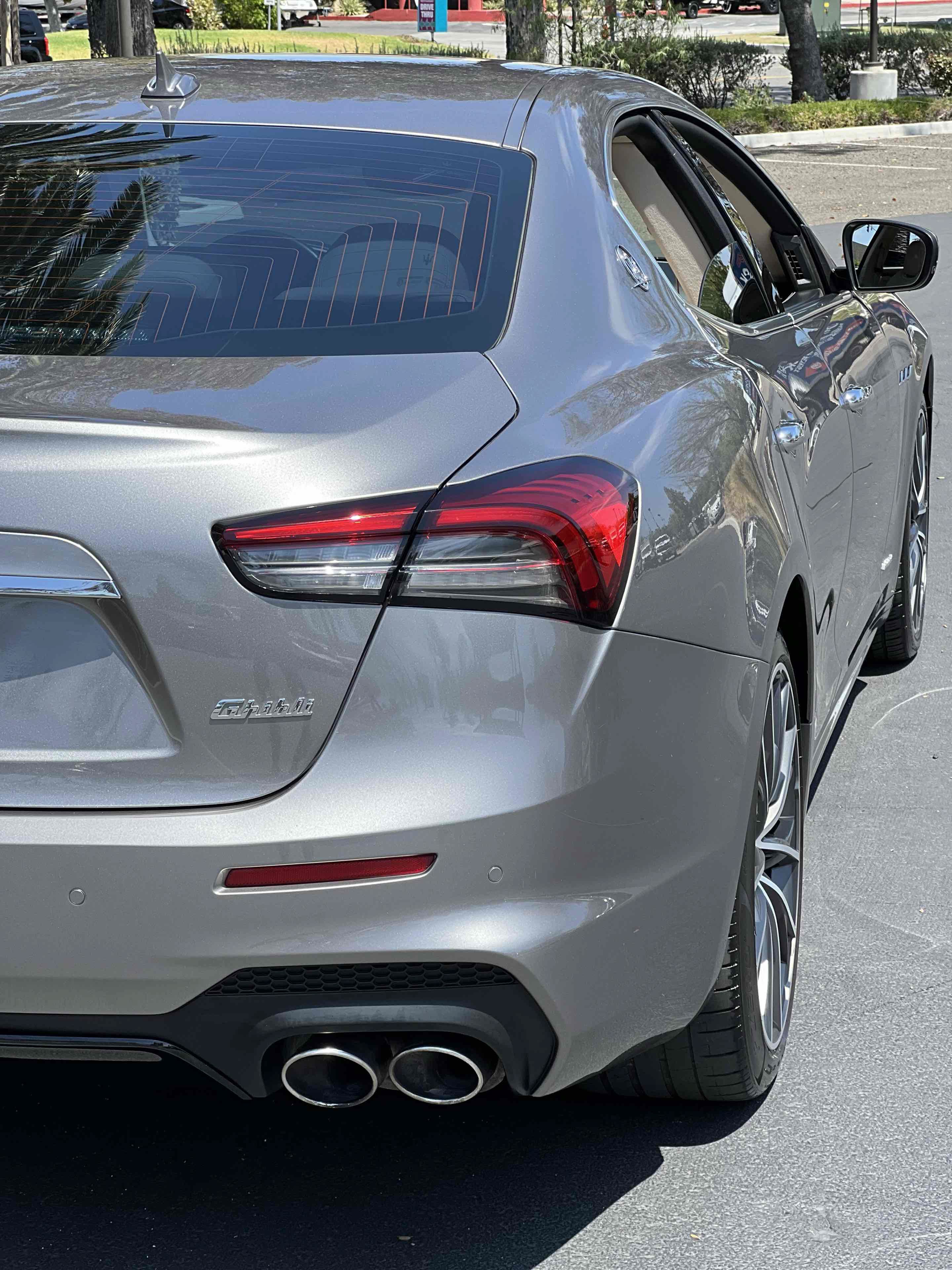 Used 2021 Maserati Ghibli S GranSport RWD image 70