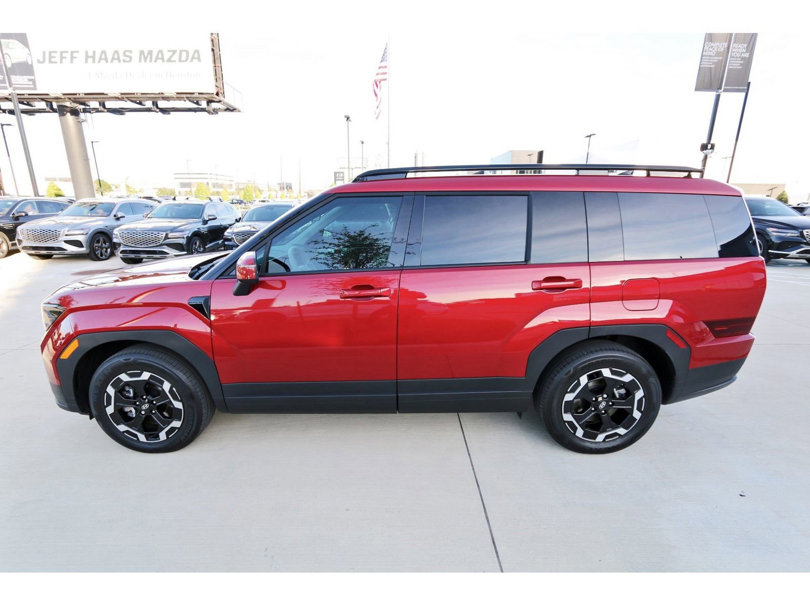 Certified 2025 Hyundai Santa Fe SEL image 6