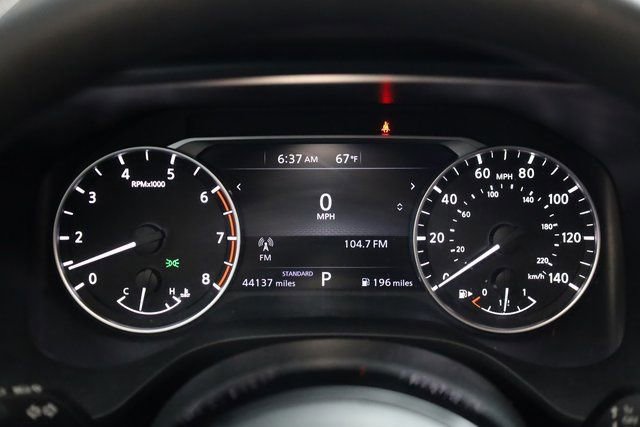 Used 2023 Nissan Rogue SV image 16