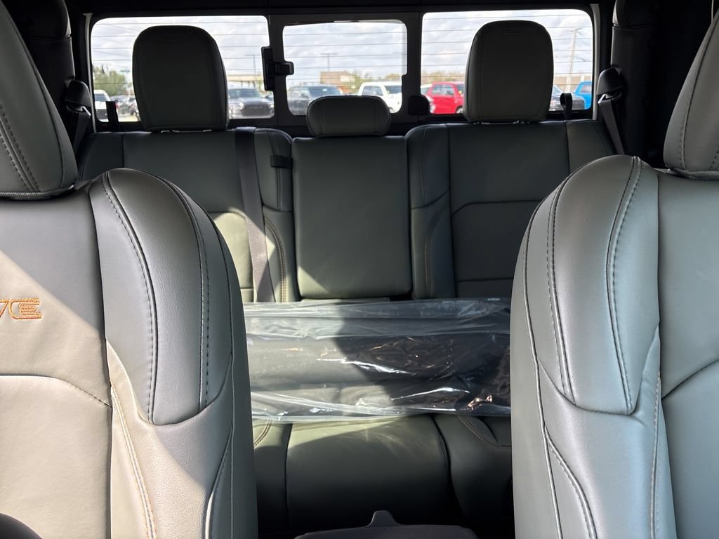 New 2026 Jeep Gladiator Mojave AWD/4WD image 15