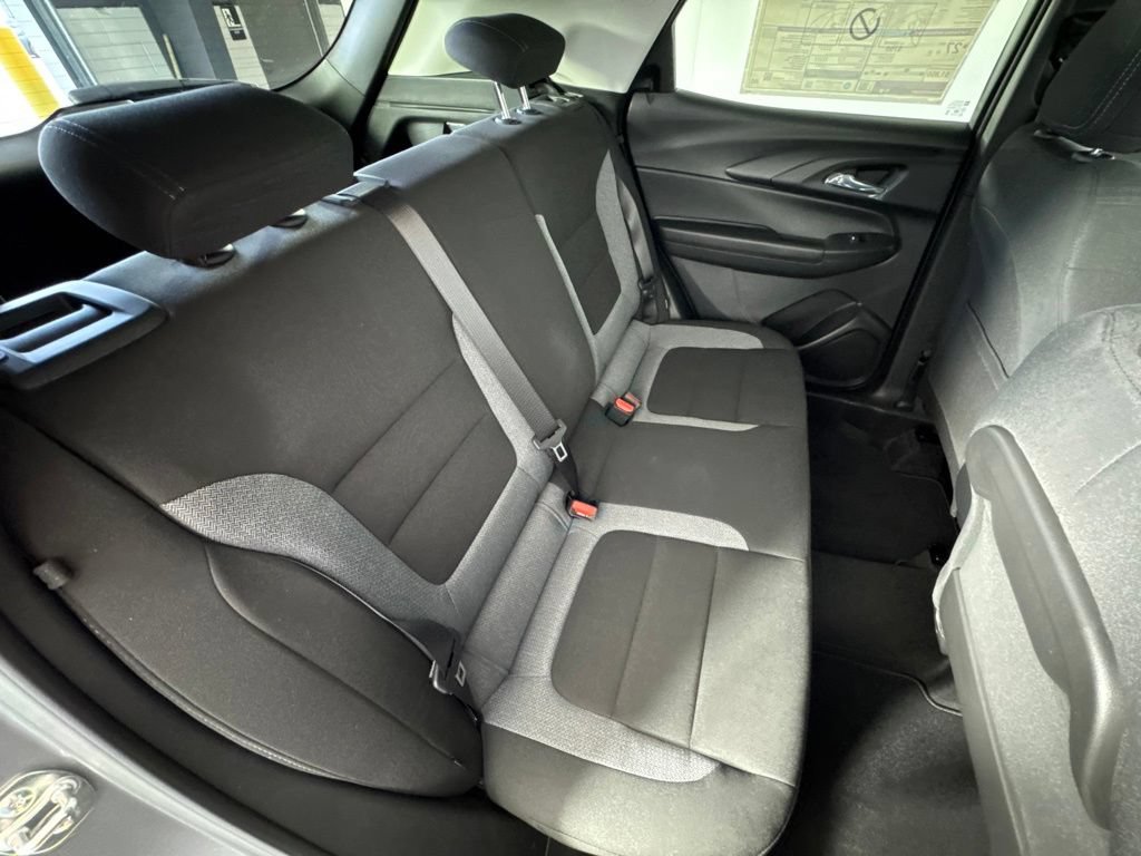 New 2026 Chevrolet TrailBlazer LT w/ Midnight Edition AWD/4WD image 32