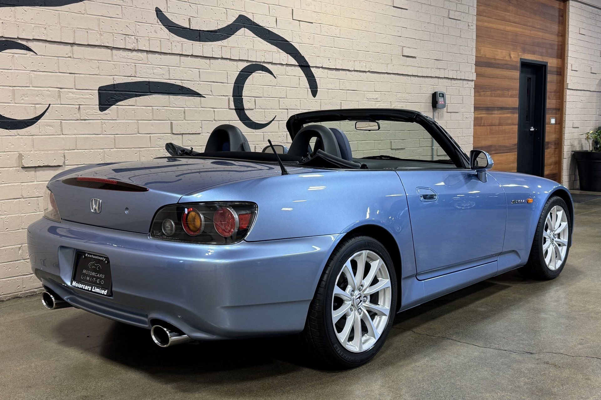 Used 2006 Honda S2000 image 7