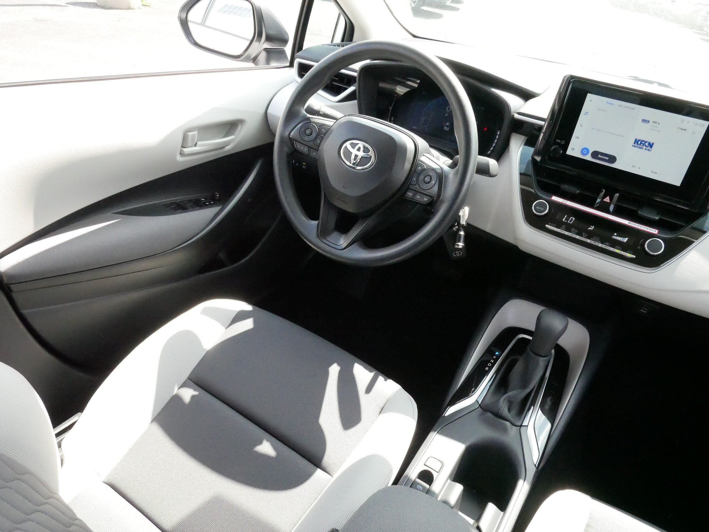 Certified 2026 Toyota Corolla LE FWD image 9