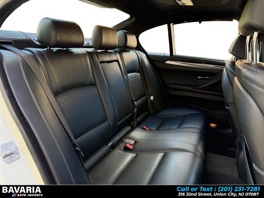 Used 2016 BMW 550i xDrive Sedan AWD/4WD image 18