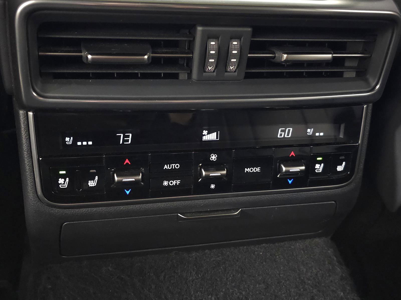 Certified 2025 Lexus LX 700h Overtrail AWD/4WD image 40