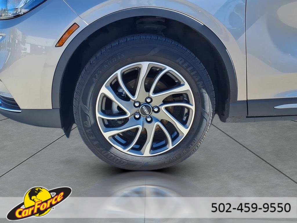 Used 2021 Lincoln Corsair AWD image 16