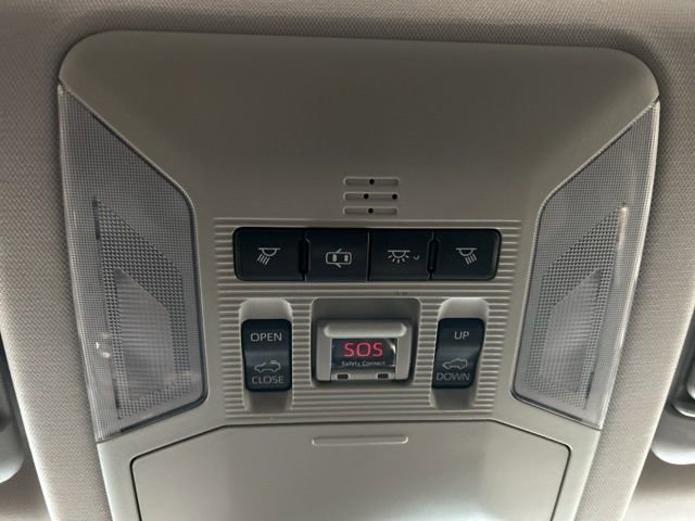 Used 2019 Toyota RAV4 XLE AWD/4WD image 14