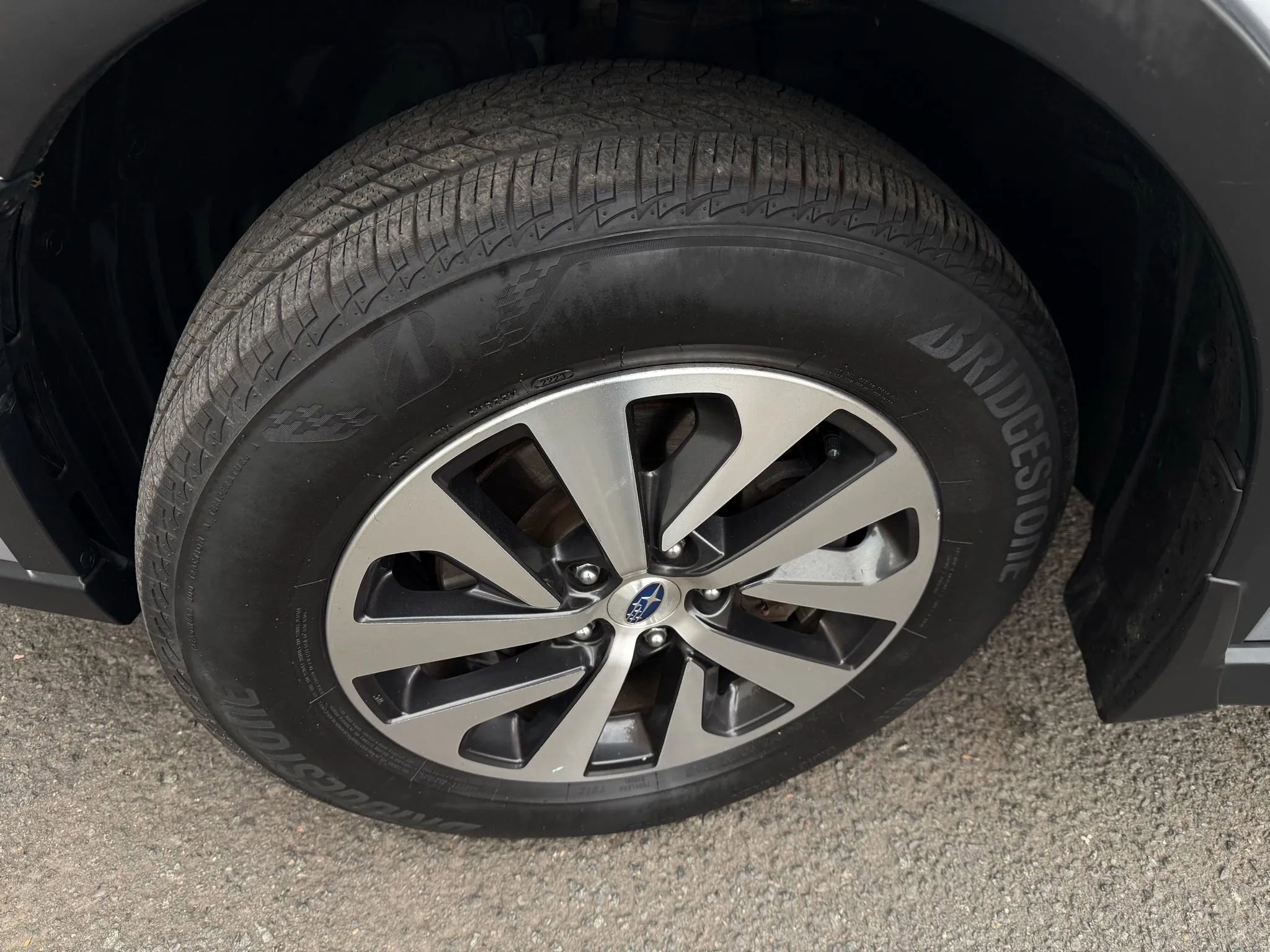 Used 2020 Subaru Outback Premium image 36