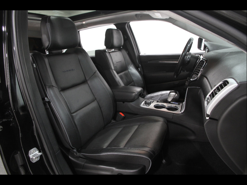 Used 2021 Jeep Grand Cherokee Summit w/ Platinum Series Group AWD/4WD image 19