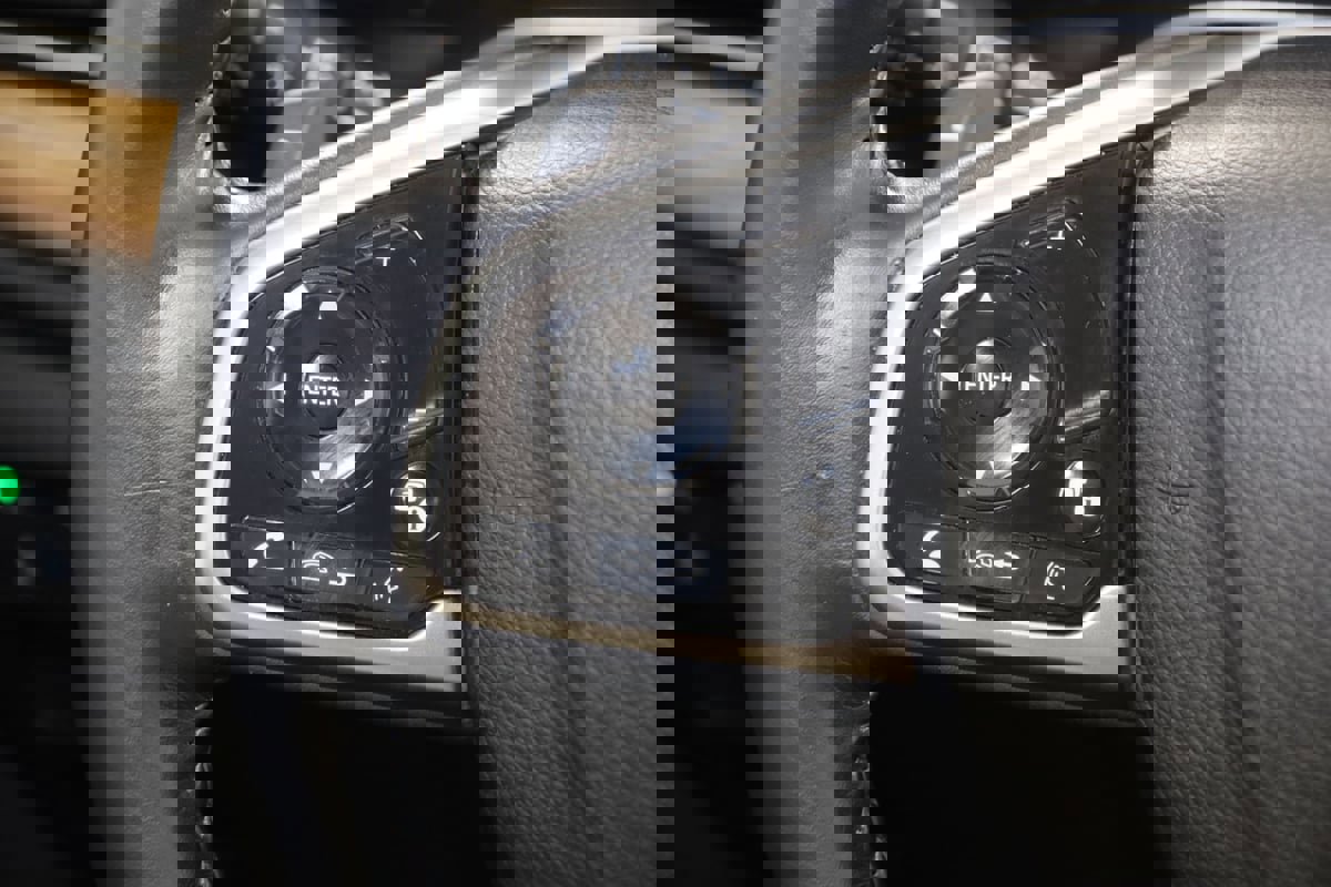 Used 2022 Honda CR-V EX-L image 32