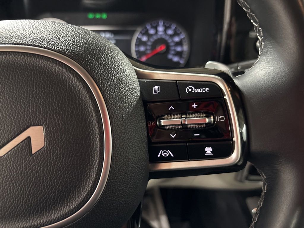 Used 2022 Kia Sorento SX AWD/4WD image 12