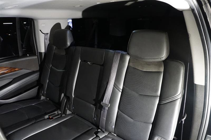 Used 2015 Cadillac Escalade ESV Luxury image 25