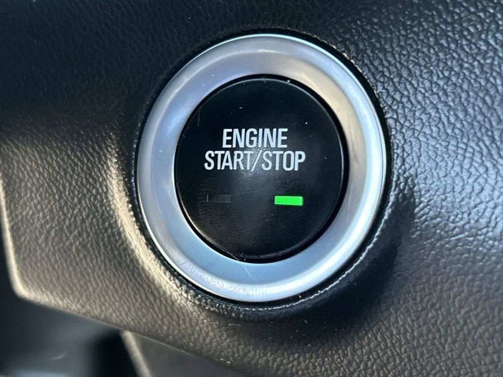 Used 2022 GMC Terrain SLE FWD image 17