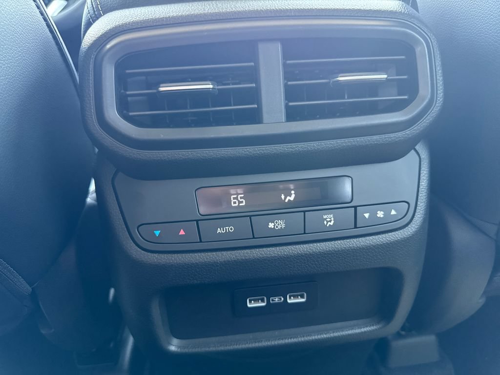 Used 2023 Honda Pilot EX-L image 33