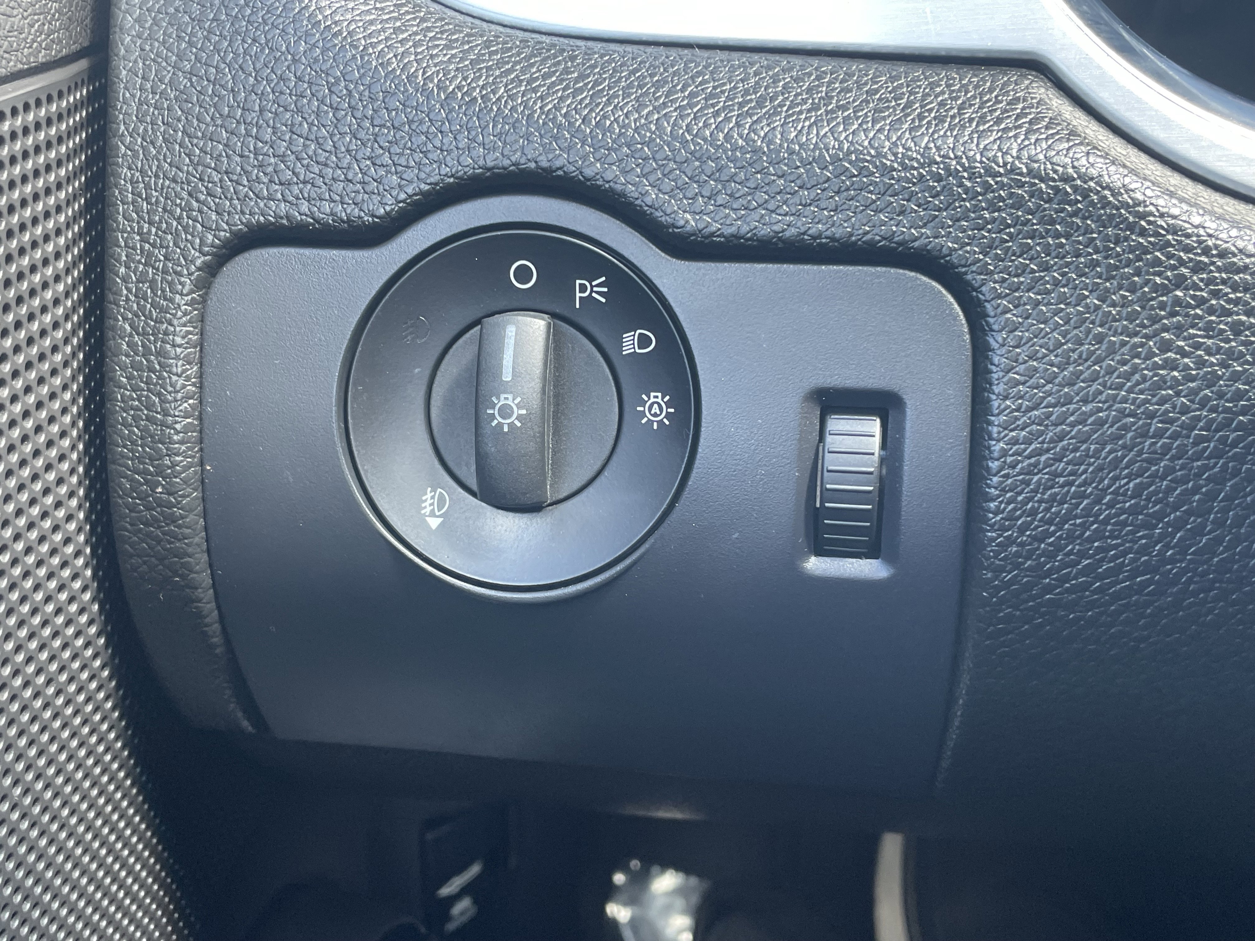 Used 2013 Ford Mustang Premium RWD image 12