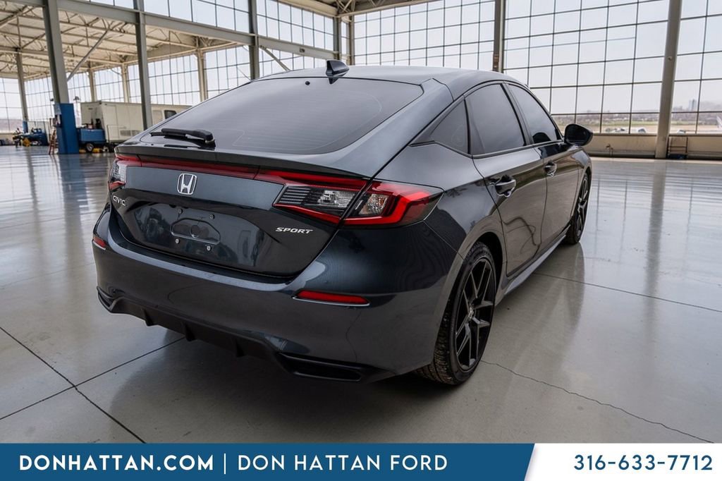 Used 2025 Honda Civic Sport image 32