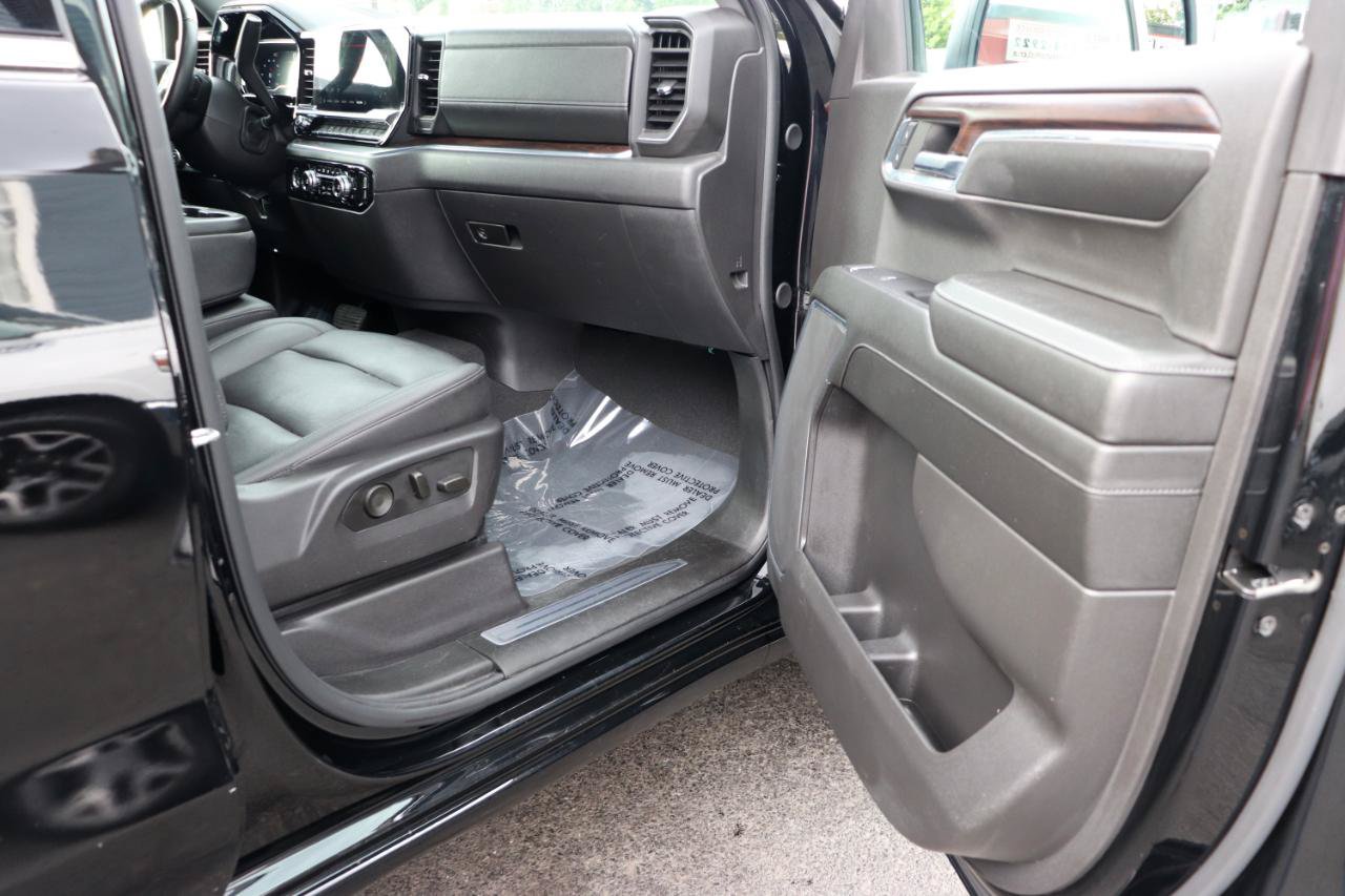 Used 2024 GMC Sierra 1500 SLT AWD/4WD image 15