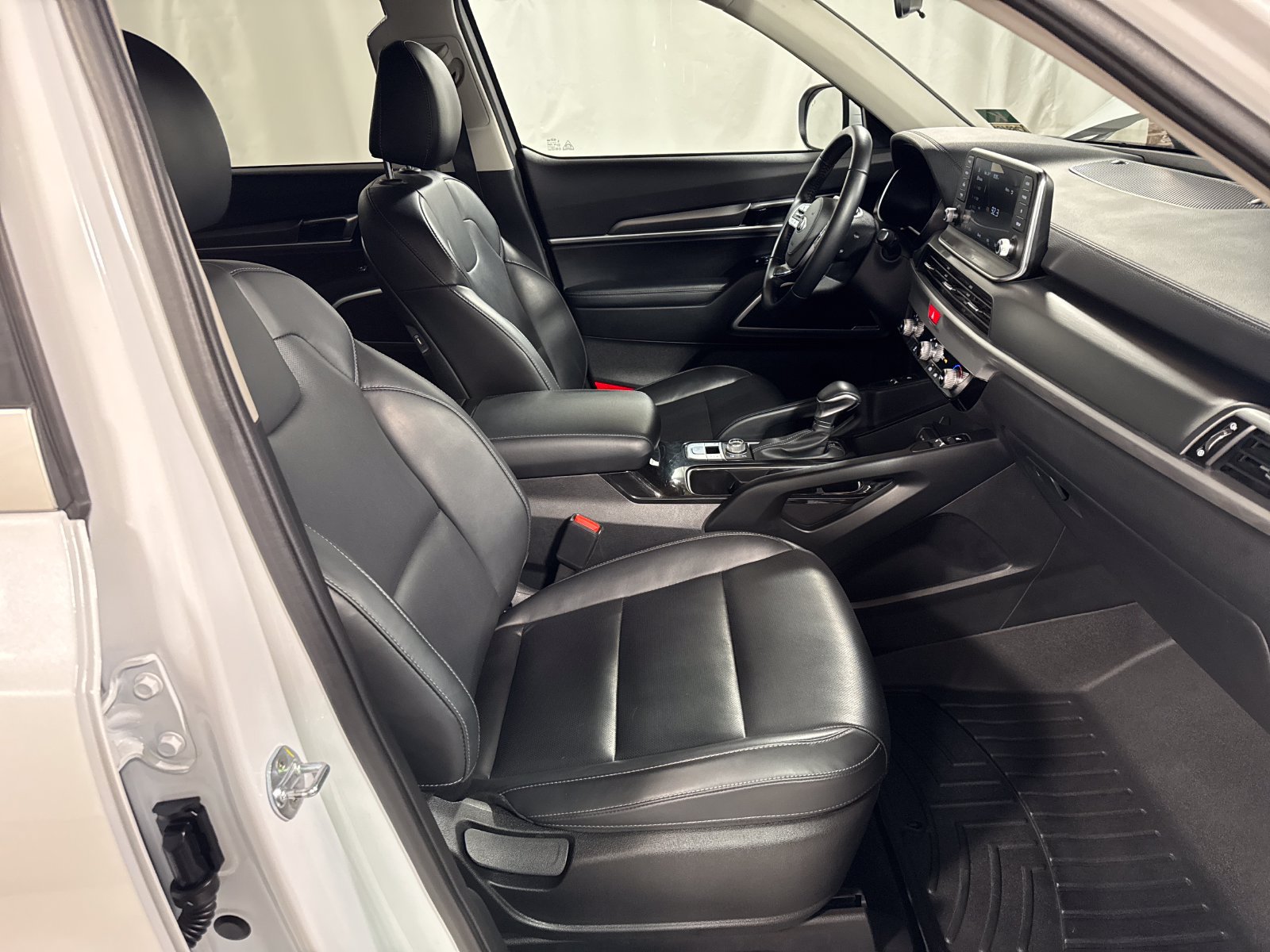 Used 2021 Kia Telluride S AWD/4WD image 26