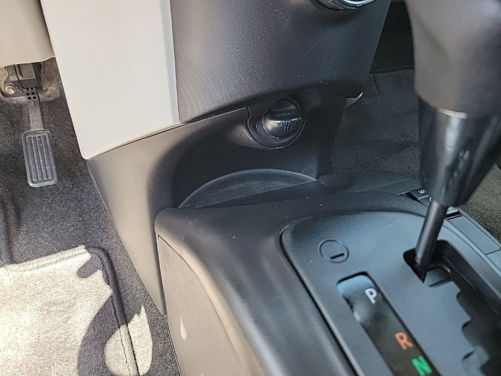 Used 2012 Scion iQ w/ Rear Speaker Pkg image 28