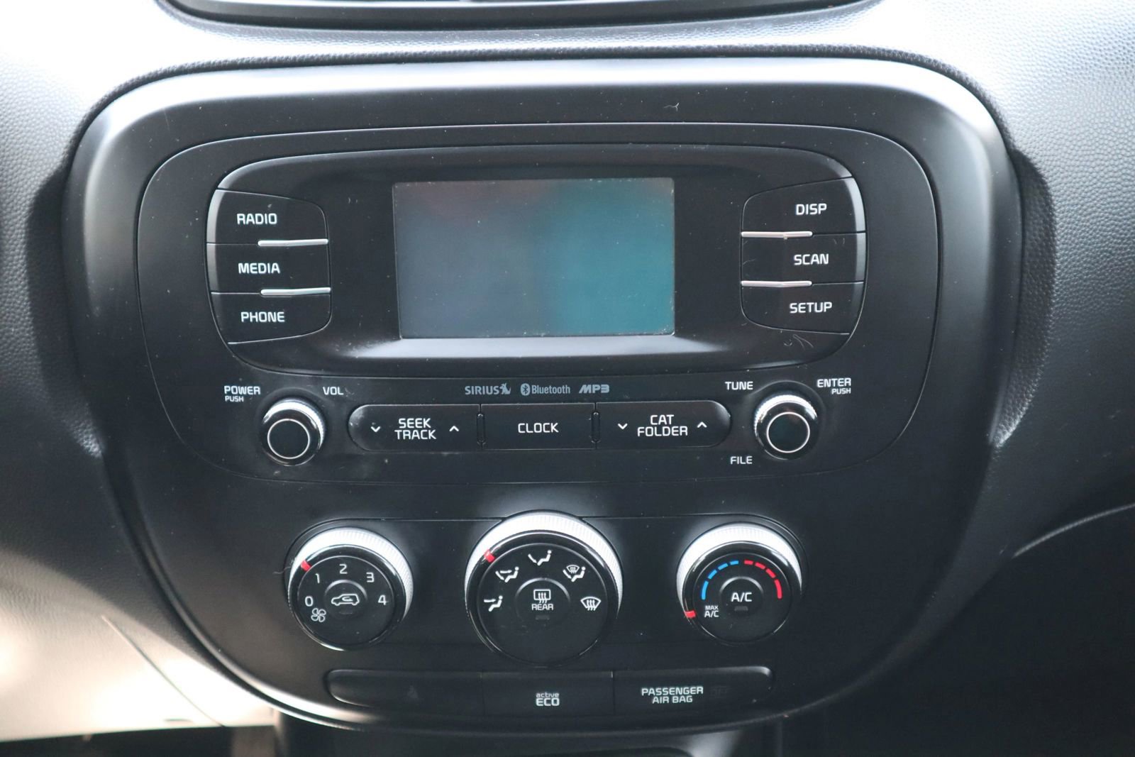 Used 2016 Kia Soul + FWD image 24