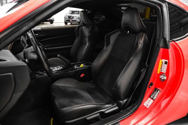 Used 2017 Toyota 86 860 Special Edition RWD image 29