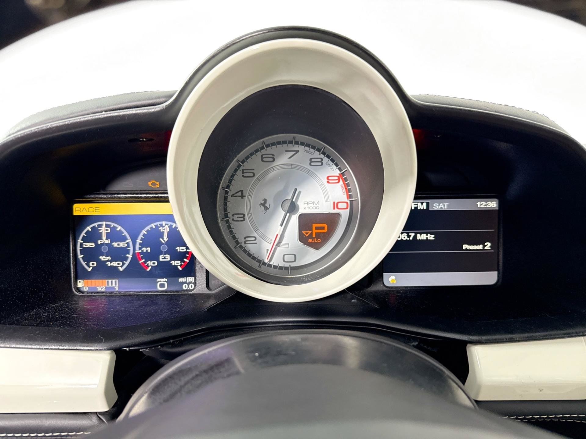 Used 2010 Ferrari 458 Italia Coupe RWD image 13
