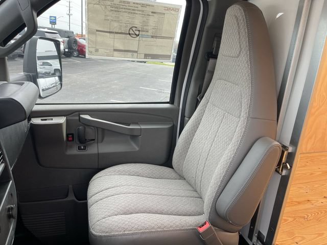 New 2025 GMC Savana 3500 w/ Power Convenience Package RWD image 12