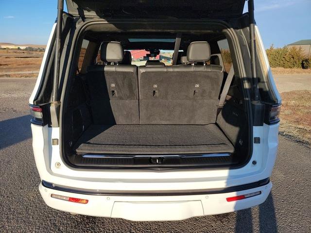 Used 2022 Jeep Grand Wagoneer Series II image 25