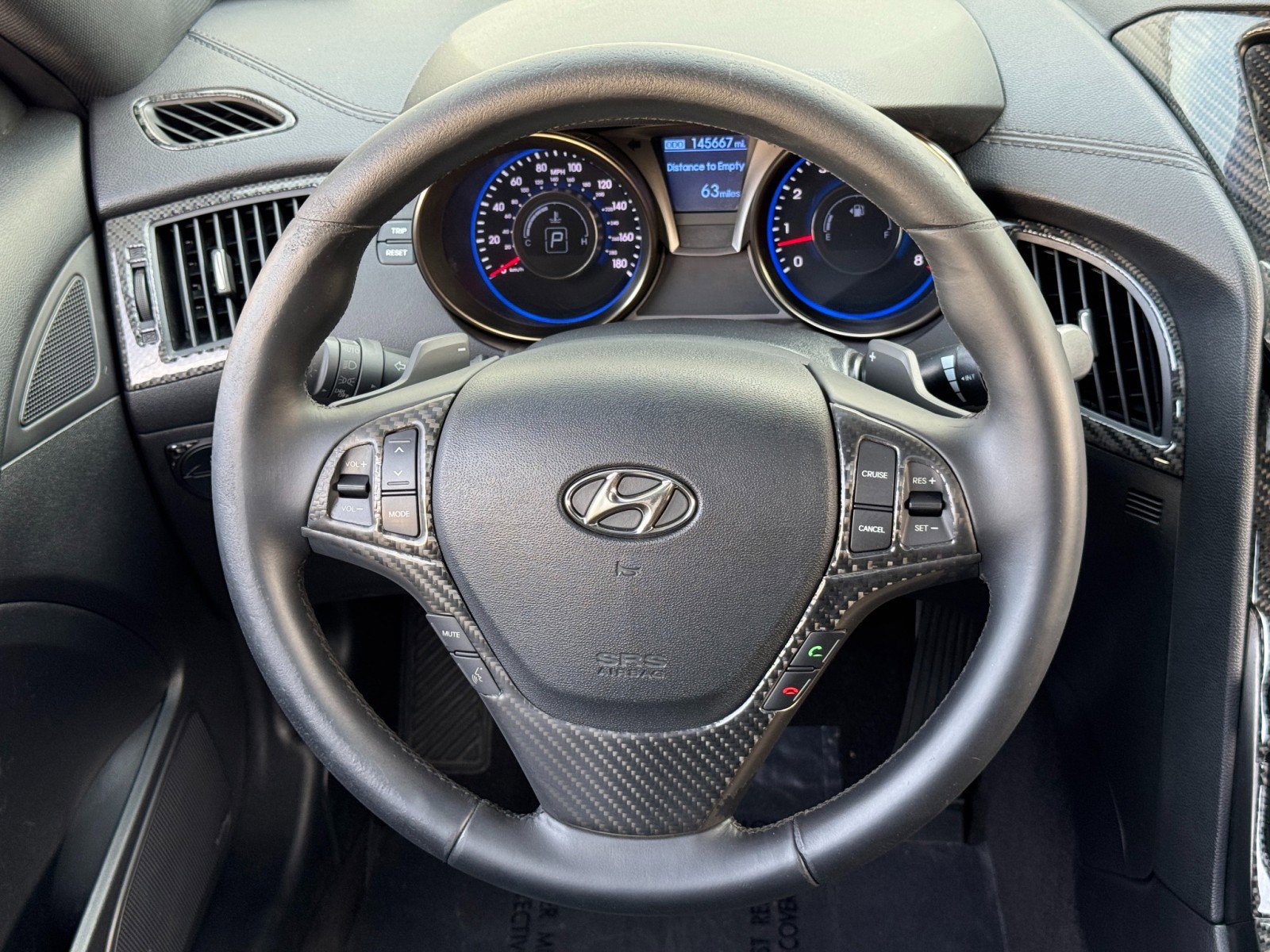 Used 2013 Hyundai Genesis 3.8 RWD image 18