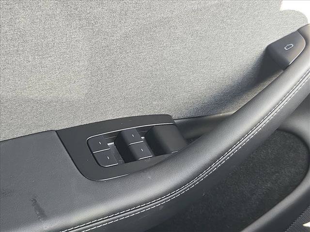 Used 2024 Tesla Model 3 Standard Range RWD image 22
