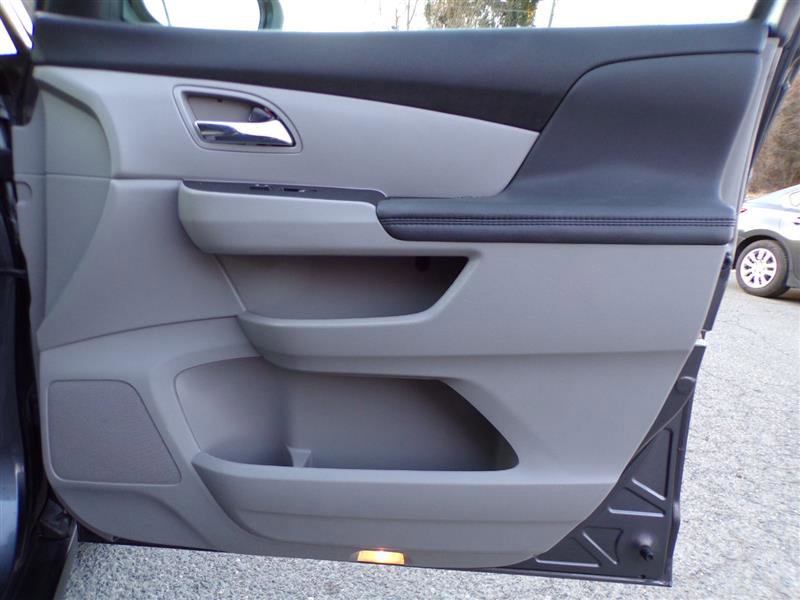 Used 2016 Honda Odyssey EX-L image 17