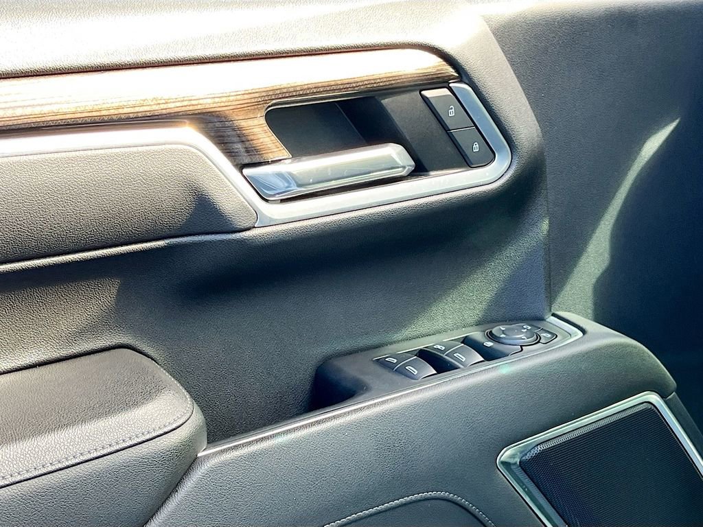 Used 2022 Chevrolet Silverado 1500 LT w/ All Star Edition Plus image 18