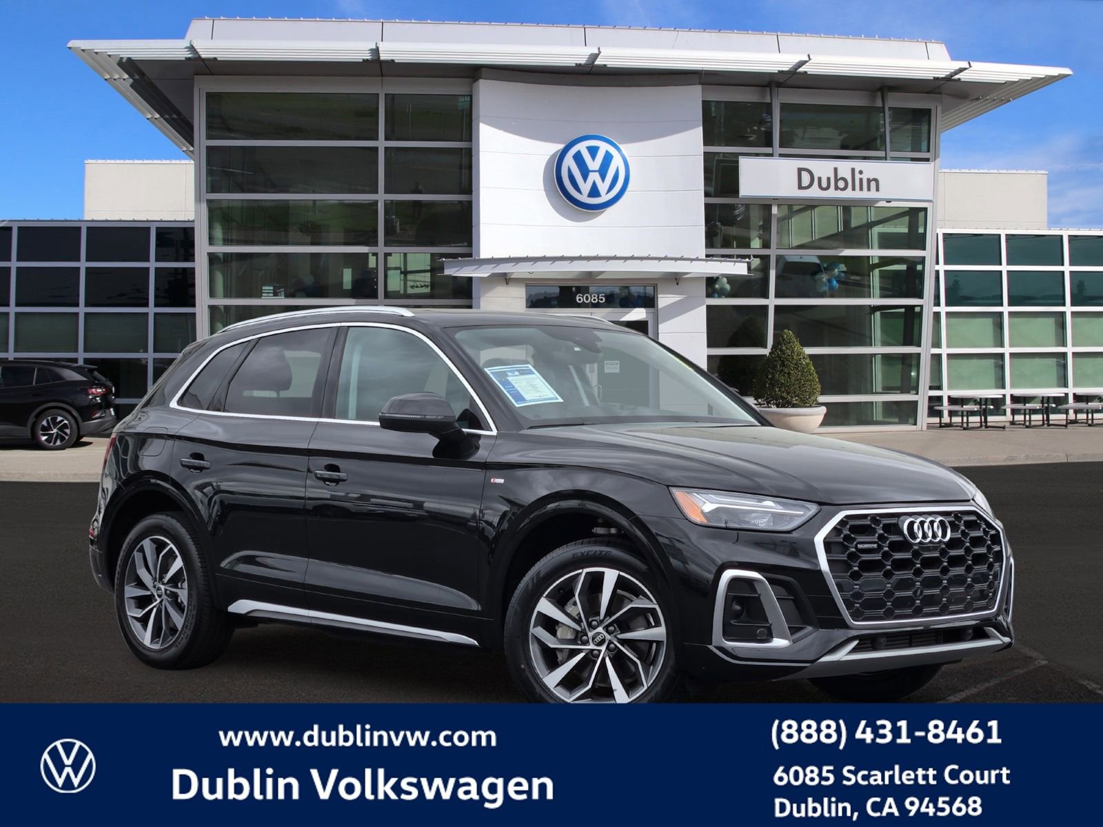 Used 2023 Audi Q5 2.0T Premium Plus w/ Premium Plus Package AWD/4WD image 1