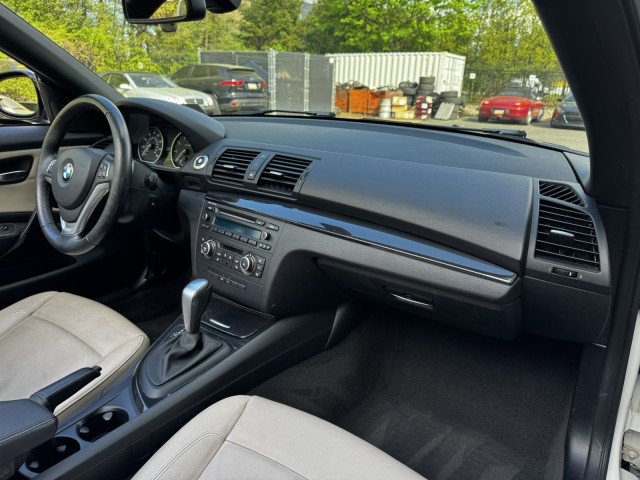 Used 2013 BMW 128i Convertible image 18