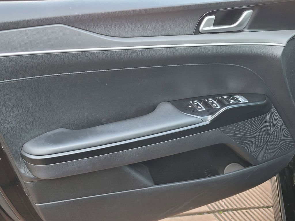 Used 2023 Kia K5 LXS image 15