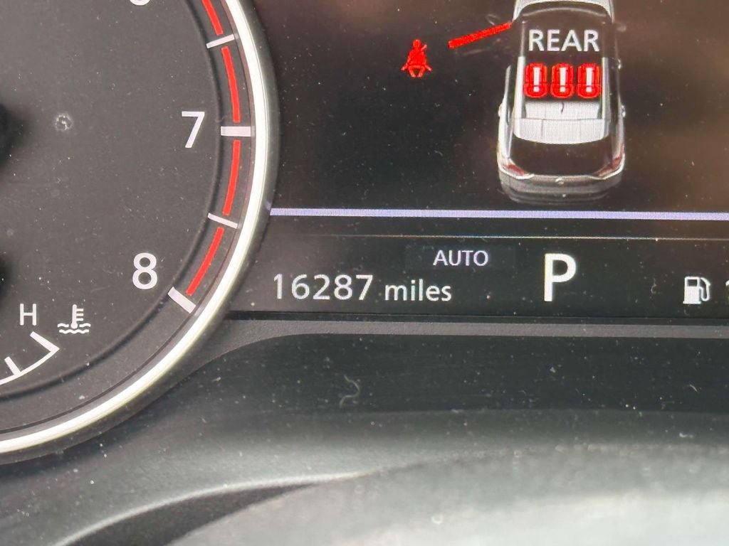 Used 2023 Nissan Rogue S AWD/4WD image 25